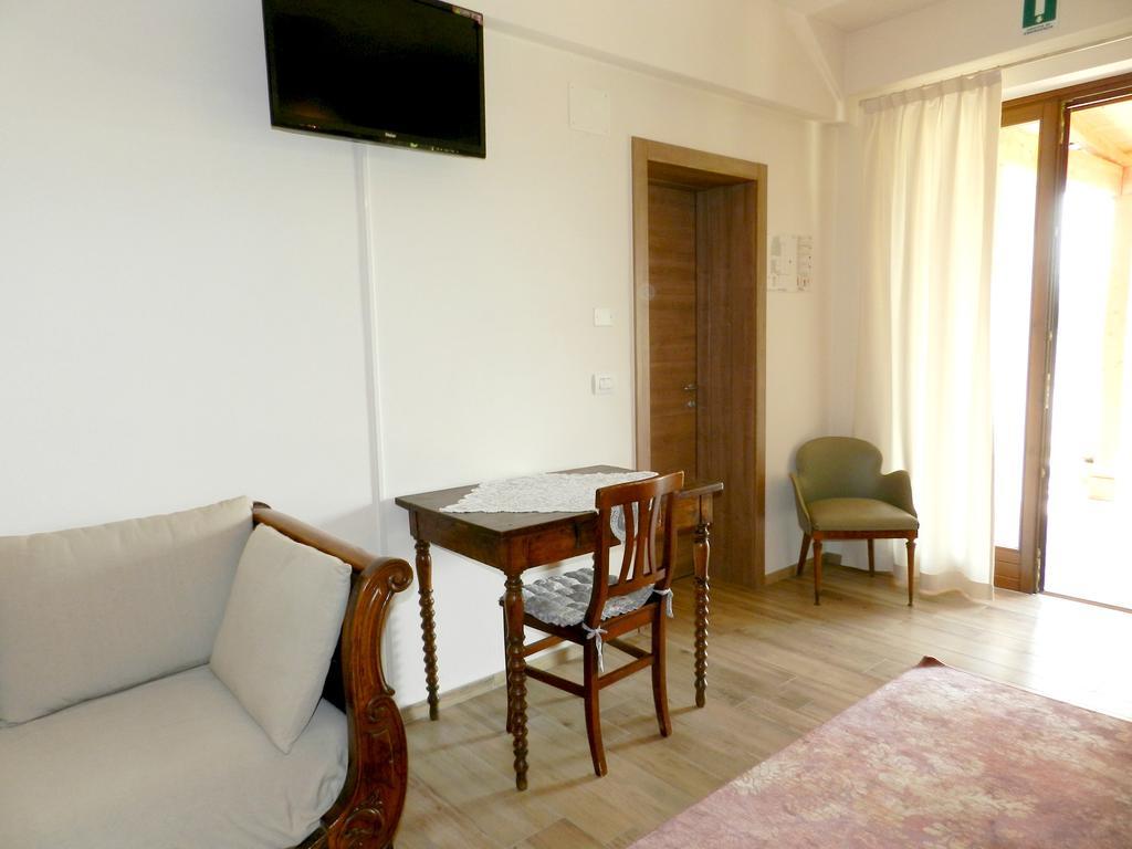 Agriturismo Zio Michele Isola della Scala Bagian luar foto